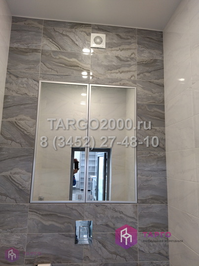 Шкаф в нишу санузла, фасады зеркало в алюминиевом профиле 1.JPG